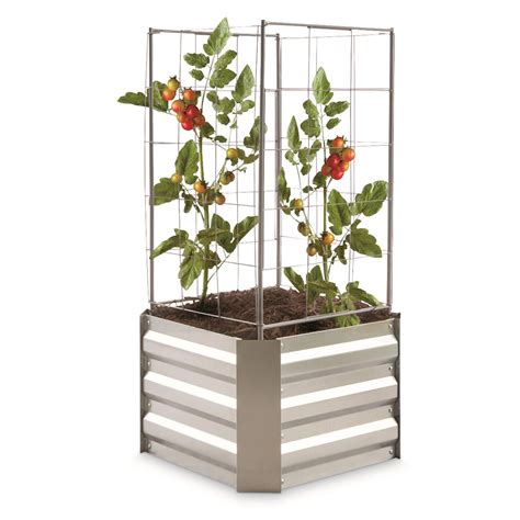 CASTLECREEK Metal Garden Planter Box with 